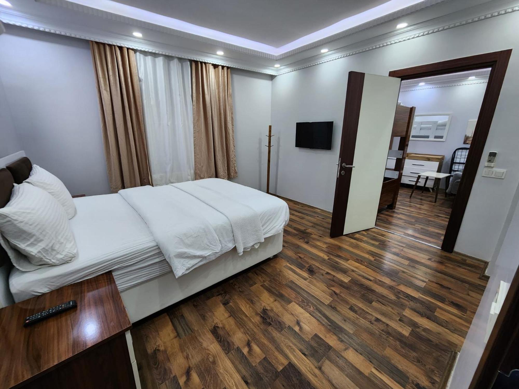 Sea Star Duran Apart, Istanbul